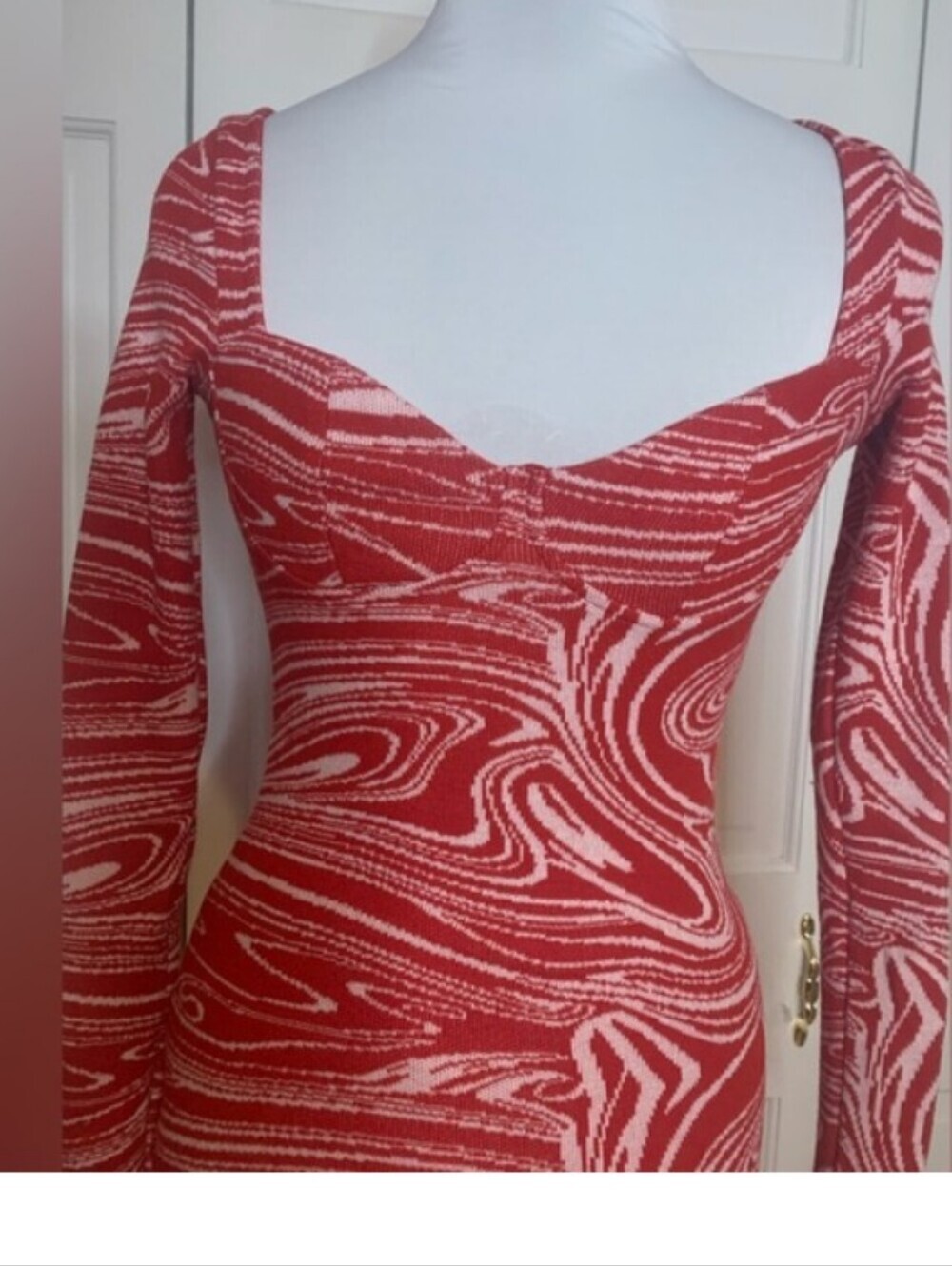 ZARA Jacquard Red Swirl Mini Dress Knit Long Sleeve Medium Sweetheart Bodycon - Picture 5 of 7